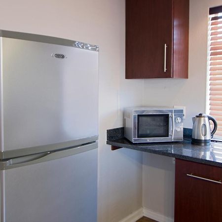 פורט אליזבת' 10 On Cape Self Catering Apartments חדר תמונה