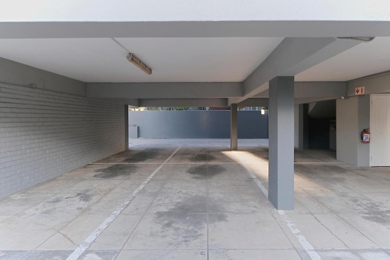 פורט אליזבת' 10 On Cape Self Catering Apartments מראה חיצוני תמונה