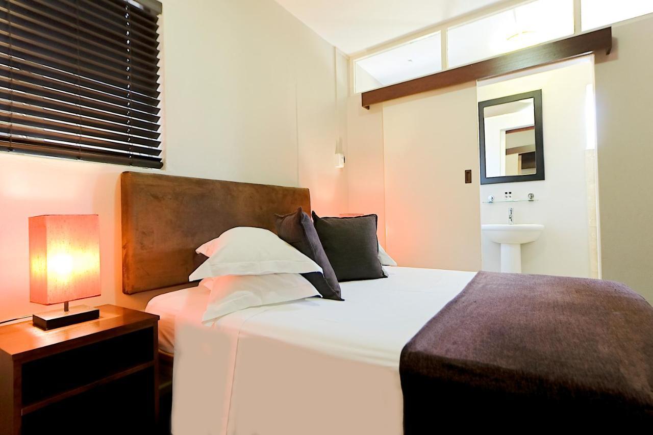 פורט אליזבת' 10 On Cape Self Catering Apartments מראה חיצוני תמונה