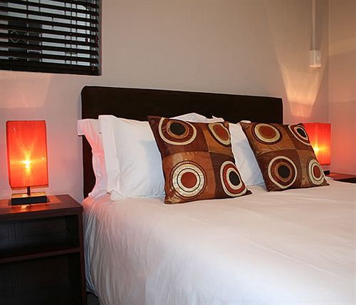 פורט אליזבת' 10 On Cape Self Catering Apartments מראה חיצוני תמונה